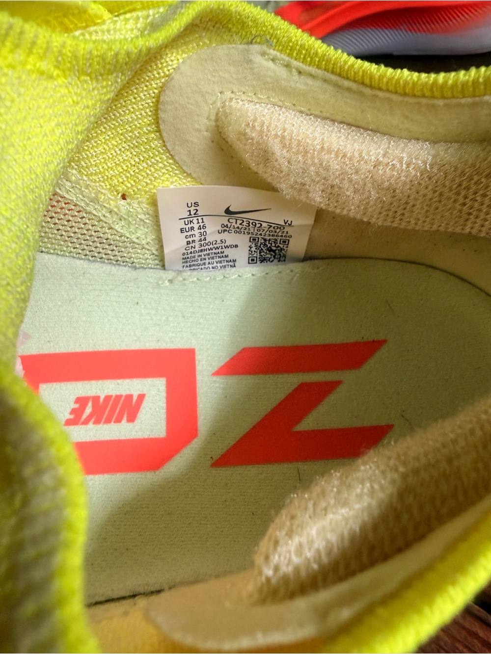 Nike Zoom Fly 4 'Barely Volt' Running Shoes Men's Size 12 - Picture 7 of 9